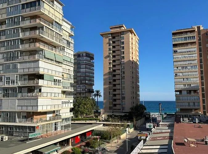 Ensenada Apartman *
